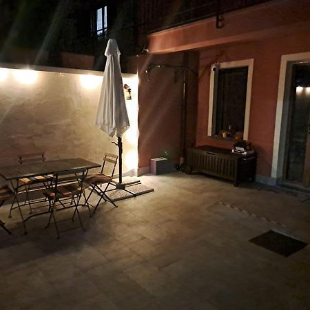 B&B Casa V-Ale コッレーニョ エクステリア 写真